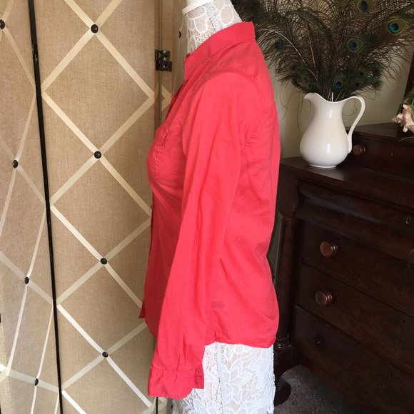 Express Lightweight Button Down Blouse - Picture 3 of 10